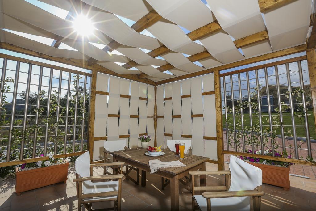 Ameadros Resort Mantzavináta Extérieur photo